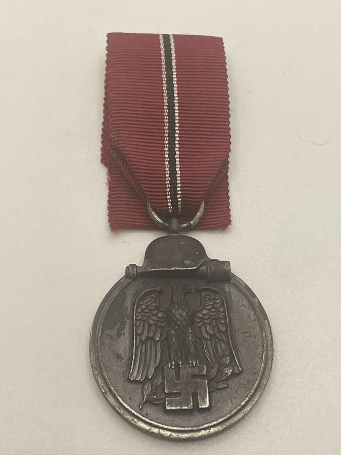 WW2 German Winter 1941-42 Russian Front Medal 127