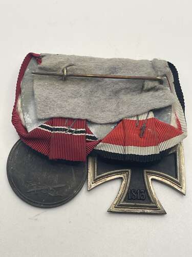 WW2 German Iron Cross & Russian Front Medals