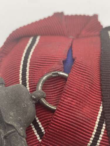 WW2 German Iron Cross & Russian Front Medals