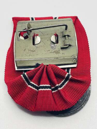 WW2 German Winter 1941-42 Russian Front Medal